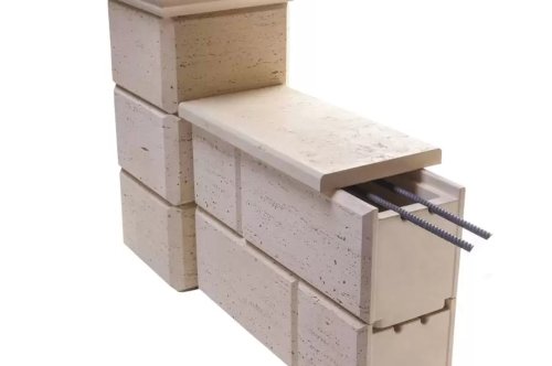 Cum să alegi bolțarii de gard potriviți pentru locuința ta?